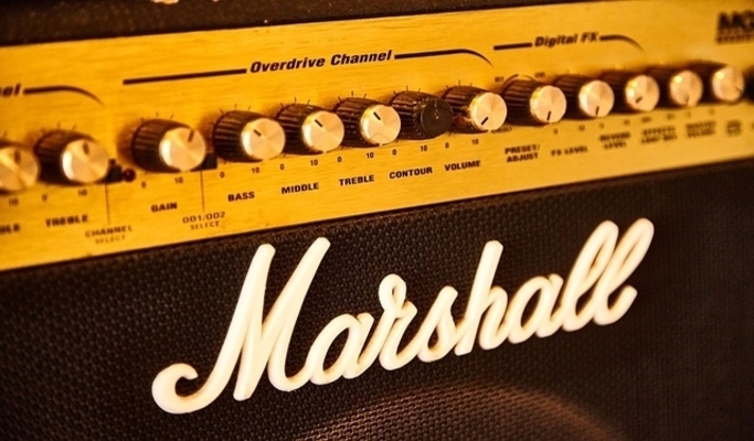 Marshall JCM2000